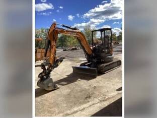 2025 Case CX42D