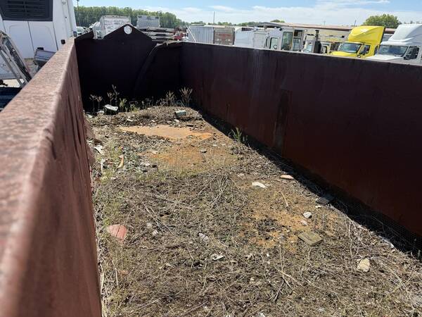 1990 Custom Built 26 ft end dump