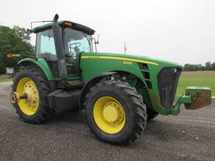 2006 John Deere 8230