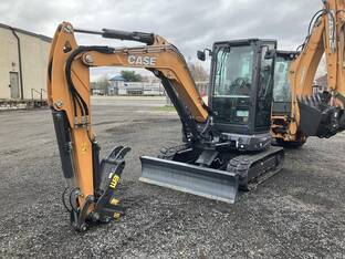 2024 Case CX42D