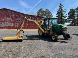 2015 John Deere 6105M