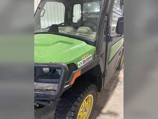 2025 John Deere XUV 845R Premium Cab