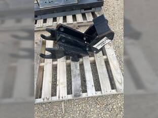 2022 John Deere IF ADAPTER