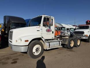 2000 Freightliner FL112