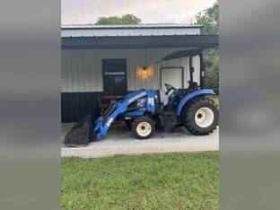2015 New Holland Boomer 37