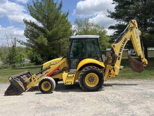2014 New Holland B95C