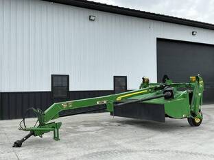 2011 John Deere 630