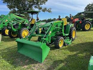 2022 John Deere 3033R