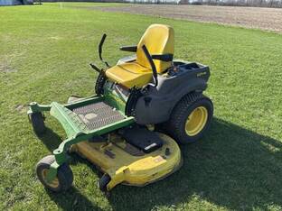 2010 John Deere Z465