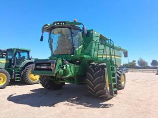 2023 John Deere S770