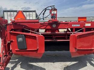 2013 New Holland h7450