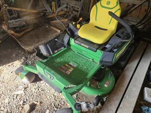 2023 John Deere Z320M