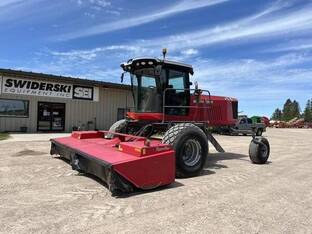 2012 Massey-Ferguson WR9770
