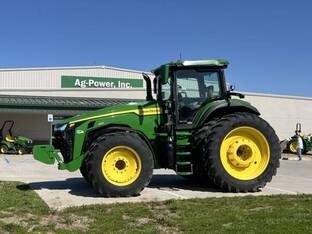 2025 John Deere 8R 340