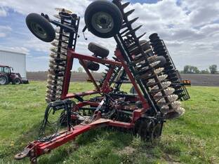 2009 Case IH 330