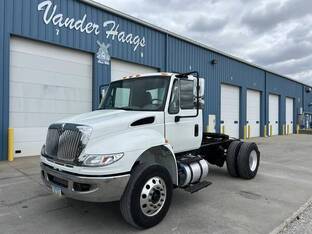 2019 International DURASTAR 4400