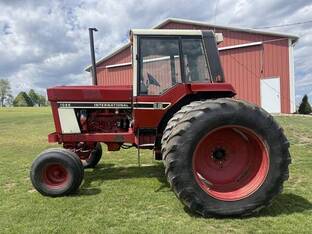 1976 International 1086