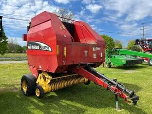 2003 New Holland BR750