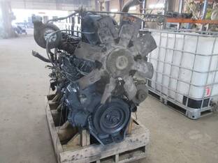 Mack EM7-300