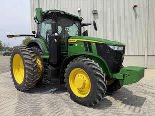2025 John Deere 7R 250