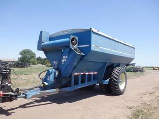 1996 Kinze 1040