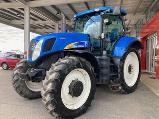 New Holland T7050