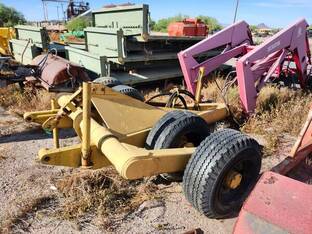 1988 Custom Built TOOL CARRIER