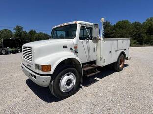 2001 International 4700