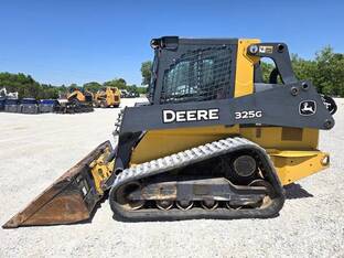 2019 John Deere 325G