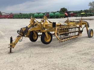 2006 Vermeer Mfg. Co. R2300