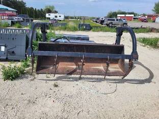 2015 New Holland NH84LB