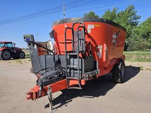 Kuhn Knight VT156
