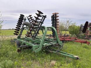 John Deere 235