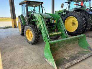 2013 John Deere 5100M