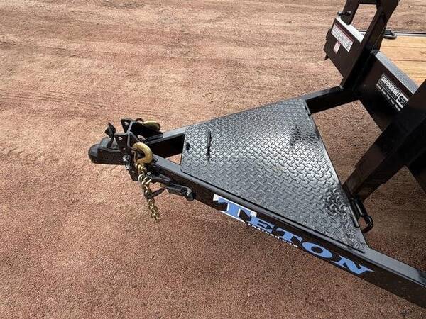 2026 Teton 16k tilt deck