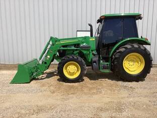 2024 John Deere 5100E