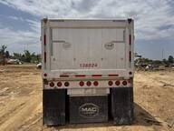 2013 Mac 40 ft end dump