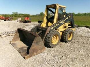 New Holland L555