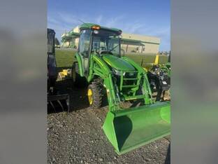 2020 John Deere 3046R