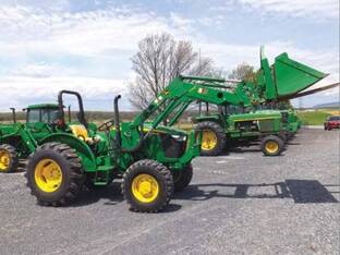 John Deere 5065E