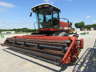 Hesston 8450