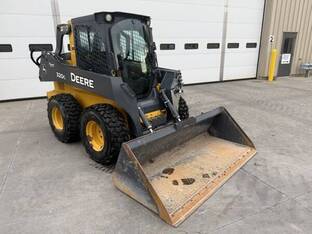 2019 John Deere 320G
