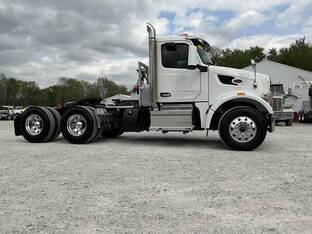 2023 Peterbilt 567