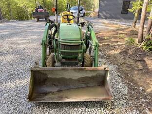 2007 John Deere 2305