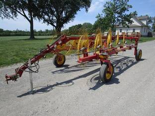 New Holland HT152