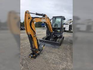 2025 Case CX42D