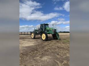 2013 John Deere 4830