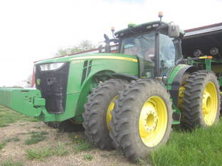 2017 John Deere 8370R