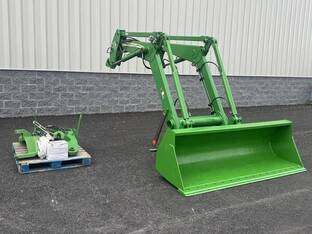 2005 John Deere 741