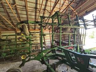 2010 John Deere 2210
